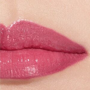 CHANEL Rouge Coco Baume 762 Raspberry Kiss – New